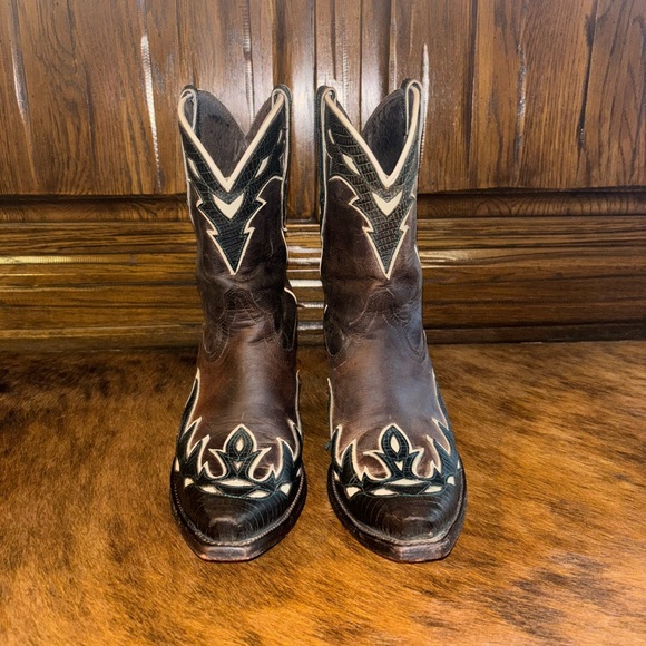 Ariat Boots Size 8 - Picture 3 of 6